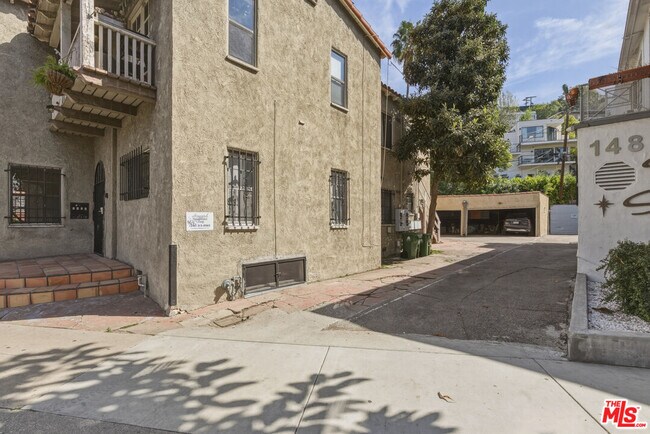 Building Photo - 1492 Silver Lake Blvd