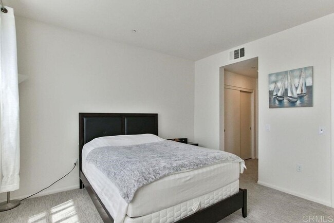 Building Photo - Newer 3 Bedroom Townhouse Near Otay Ranch ...