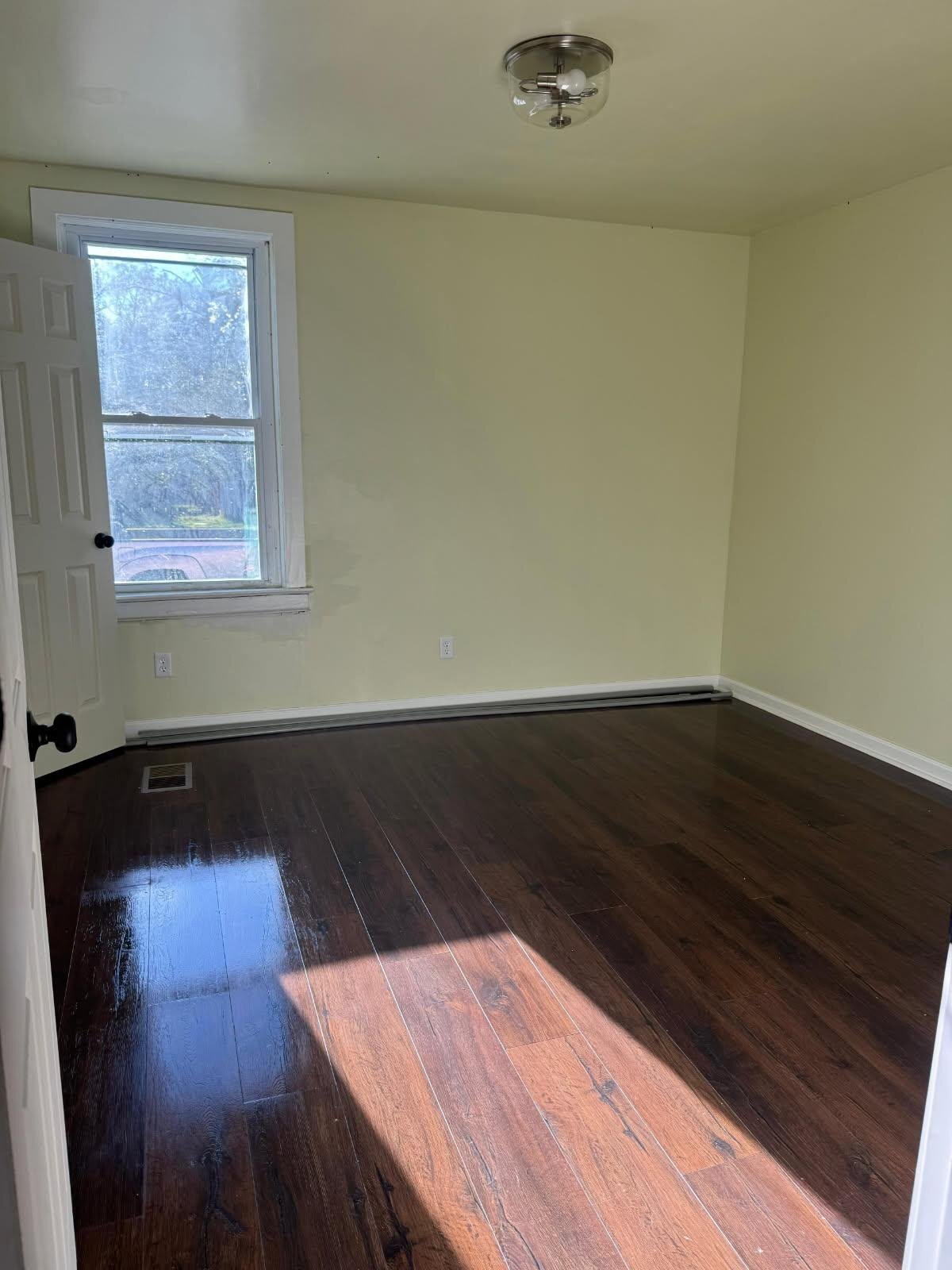 Building Photo - 3394 Southmont Dr