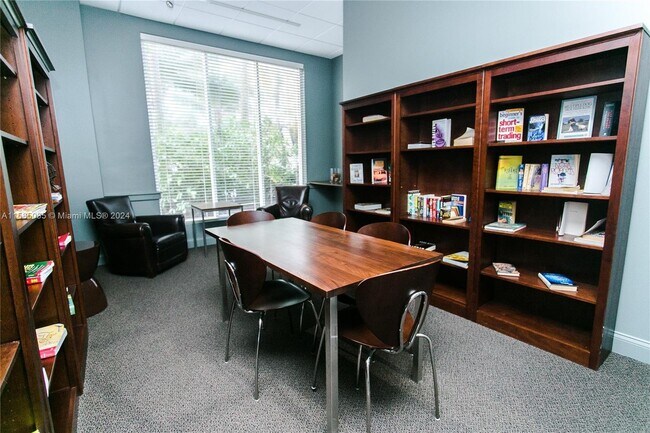 Building Photo - 4001 South Ocean Drive Apt #3L, Hollywood,...