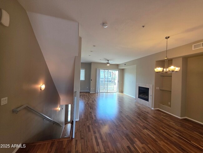 Building Photo - 6605 N 93RD Ave