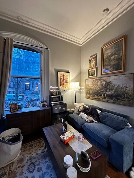 Building Photo - 116 Marlborough St