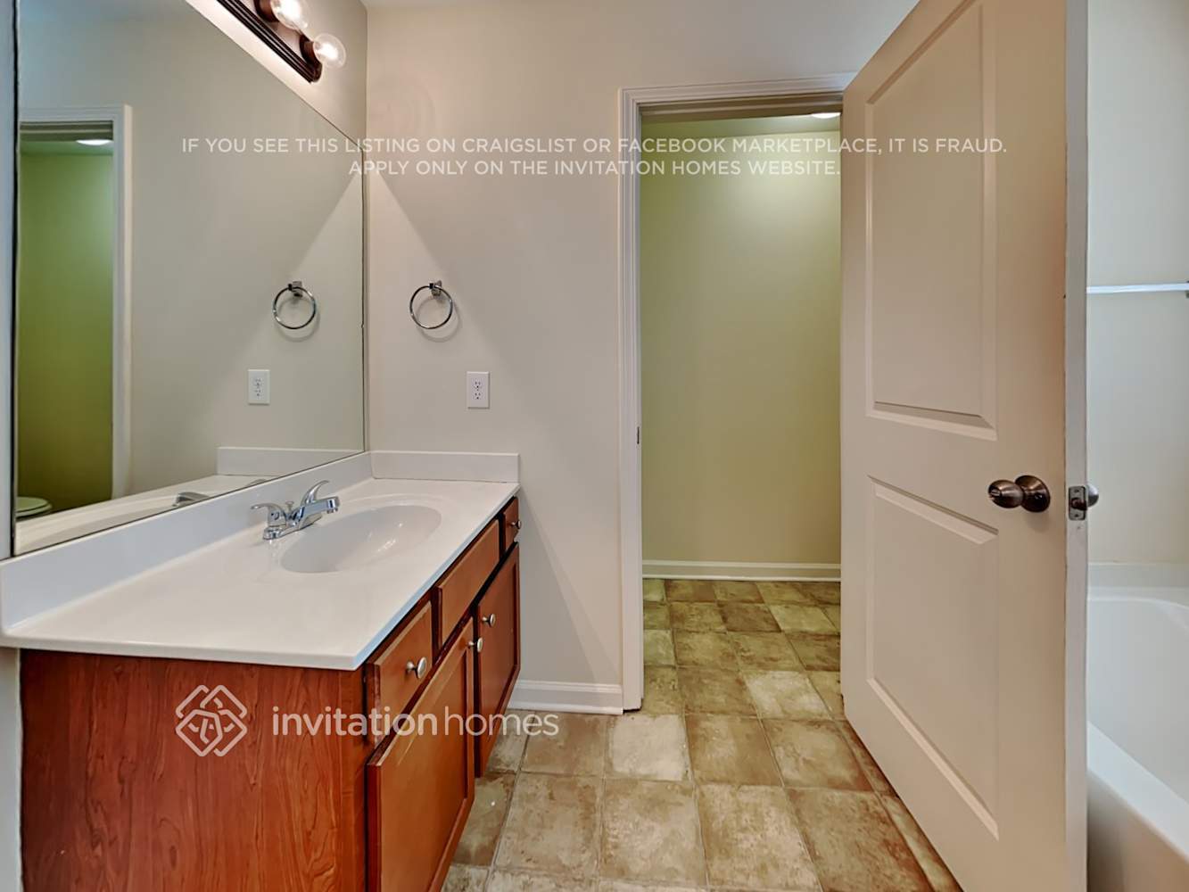 Building Photo - 798 Rockingham Dr