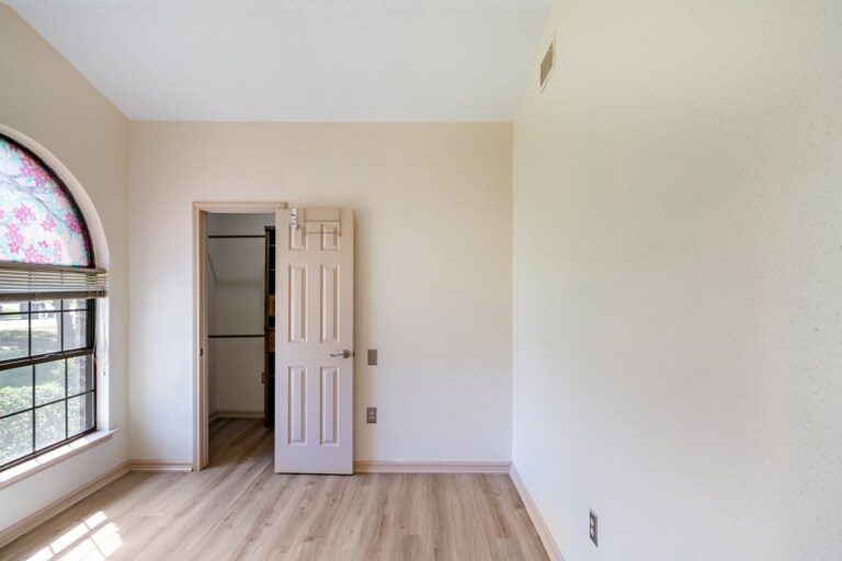 Building Photo - 3632 Fox Run