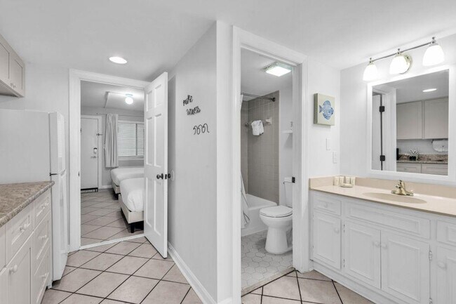 Building Photo - 2001 S Ocean Blvd