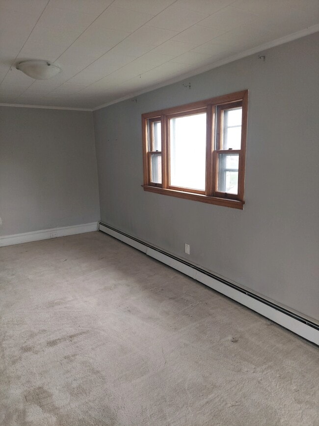 Building Photo - 74 Diamond Ave