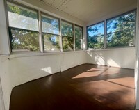 Building Photo - 1036 Edmund Ave W