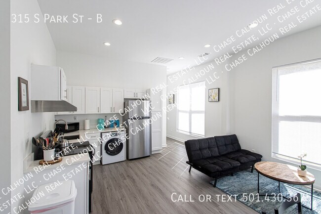 Building Photo - 315 S Park St