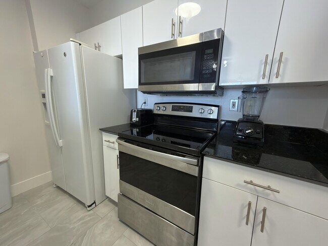 Building Photo - 651 Okeechobee Blvd