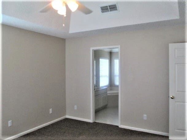 Building Photo - 1720 Hunters Ridge Rd