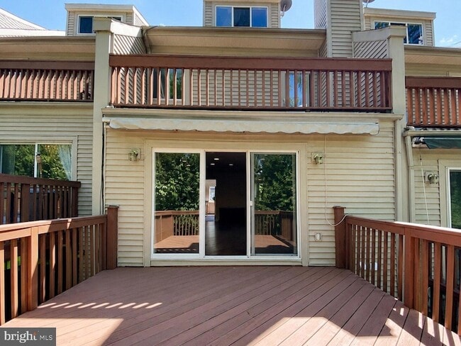 Building Photo - 326 Brigade Ct