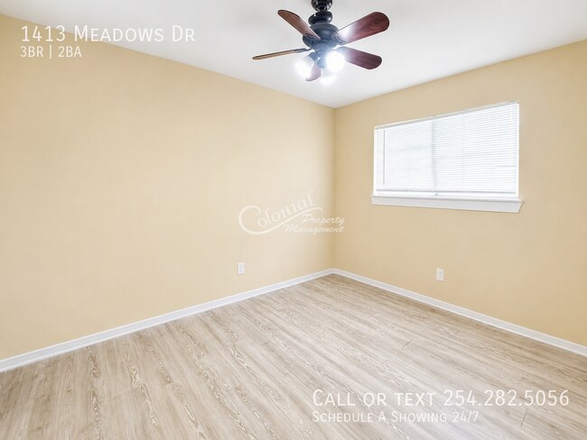 Building Photo - 1413 Meadows Dr