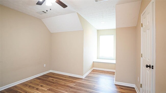 Building Photo - 8961 Abingdon Pl