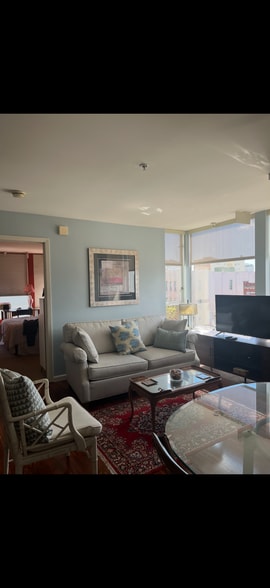 Building Photo - 81 Frank Norris St