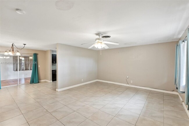 Building Photo - 5081 SW 95th Ave