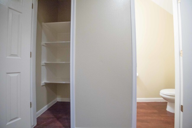 Building Photo - 7824 Comal St