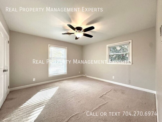 Building Photo - 4237 Rocky River Rd