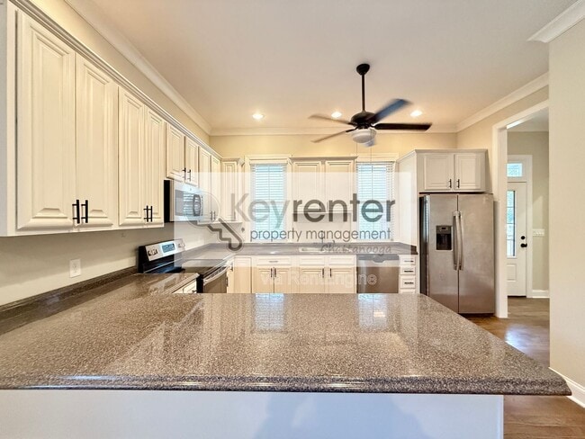 Building Photo - 2769 Haywood Ave