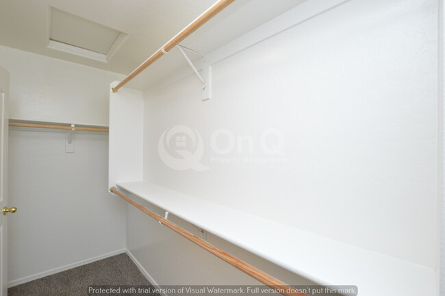 Building Photo - Heather Grove! Phoenix 3 Bedroom/2.5 Bath ...