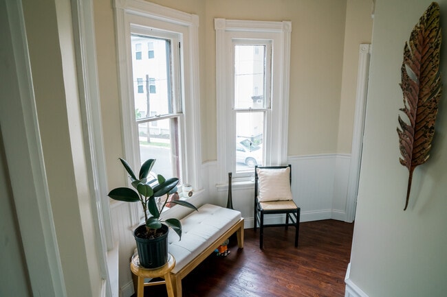 Building Photo - Chelsea Avenue Court