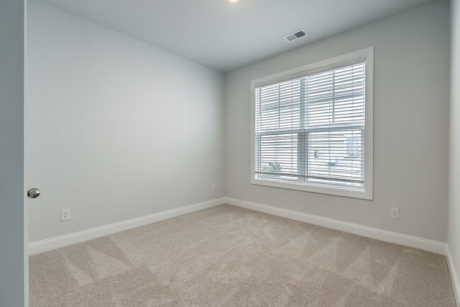 Building Photo - Cane Bay home available!