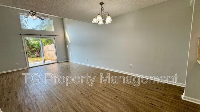 Building Photo - 11766 White Horse Rd