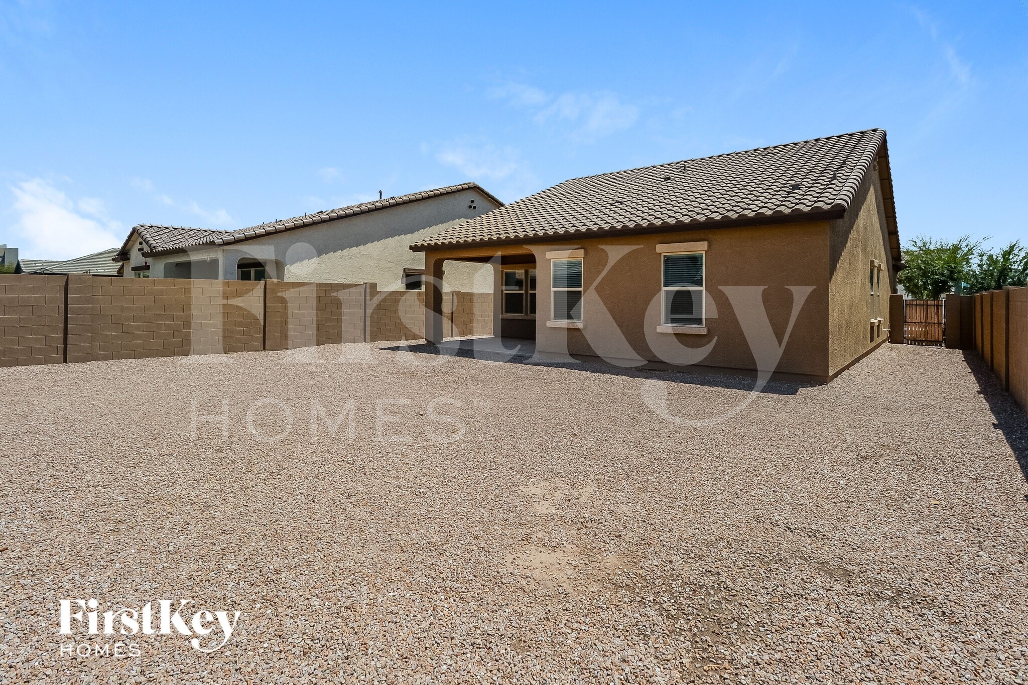 Building Photo - 354 W Powell Dr