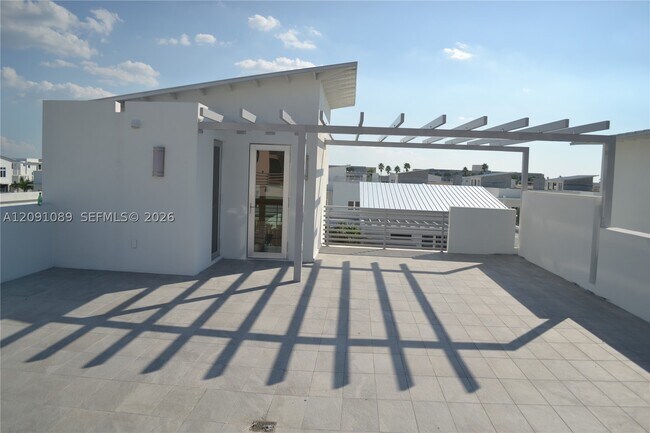 Building Photo - 8241 NW 34th St