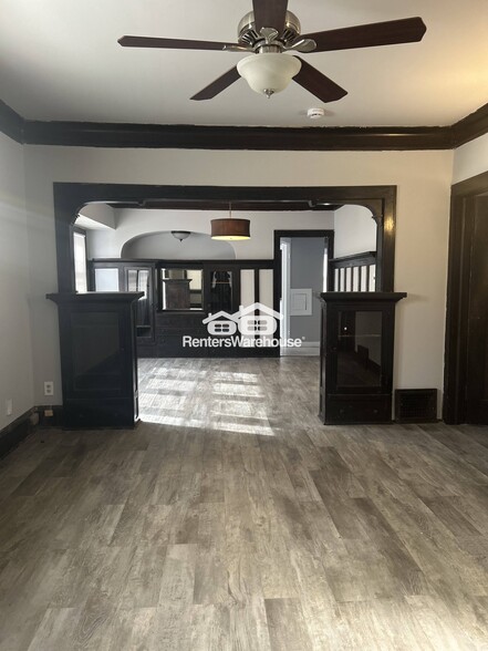 Building Photo - 3137 N 28th St
