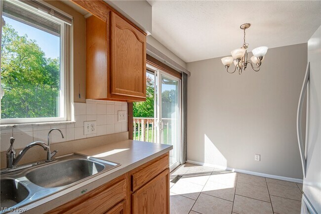 Building Photo - 2382 Massillon Rd