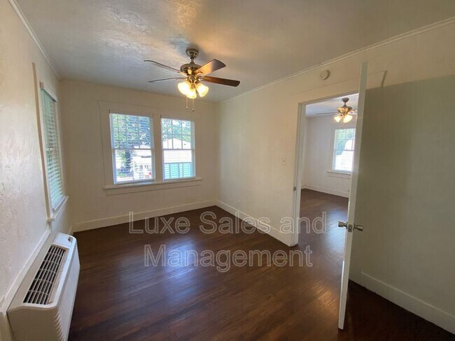 Building Photo - 119 NW 27th St