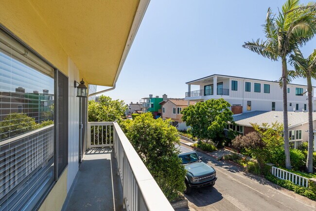 Building Photo - 464 28th St