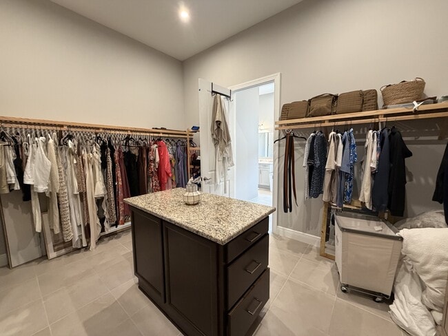 Building Photo - 8346 Puccini Way