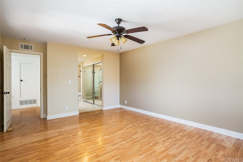 Building Photo - 2426 Lesparre Way