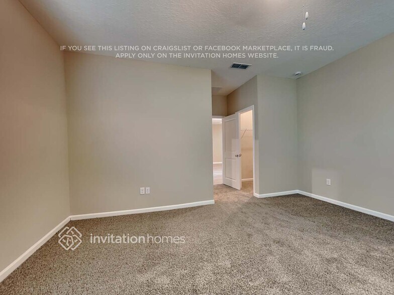 Building Photo - 10003 Lemon Grass Ln