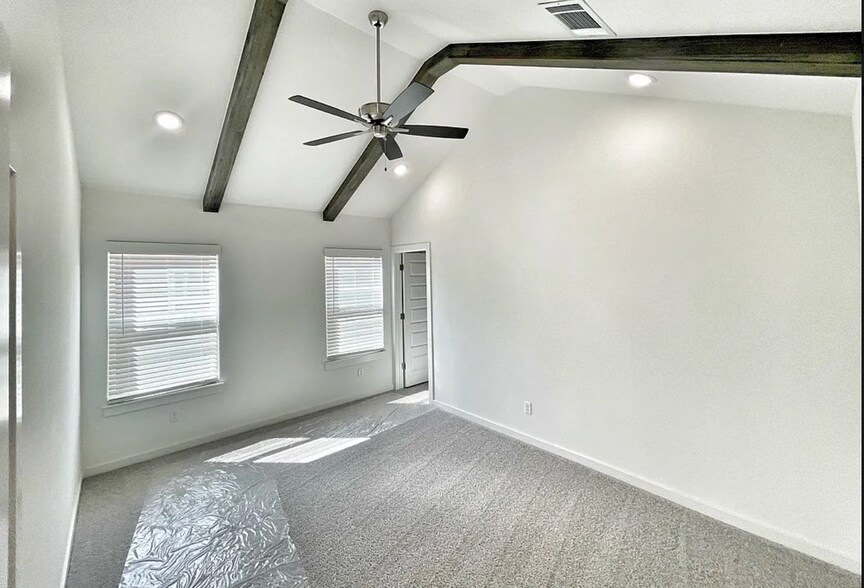 Building Photo - 5992 W Holdcroft Dr