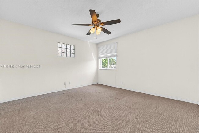 Building Photo - 5436 NW 121st Ave