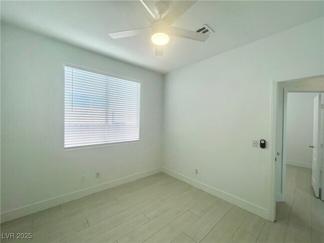 Building Photo - 10748 Tuscan Ct