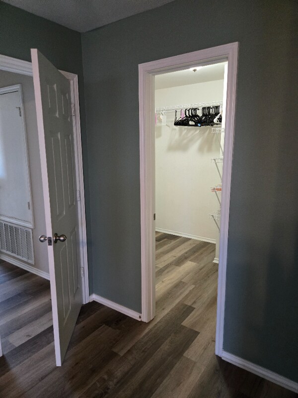 Building Photo - 1615 Spice Spring