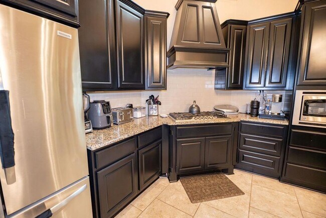 Building Photo - 15303 Westland Gate Dr