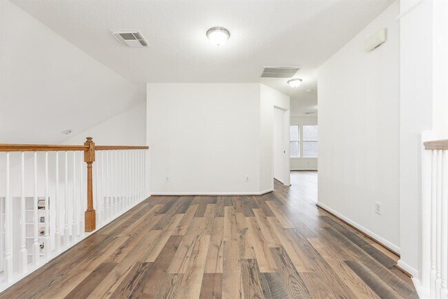 Building Photo - 5026 Bellmead Dr