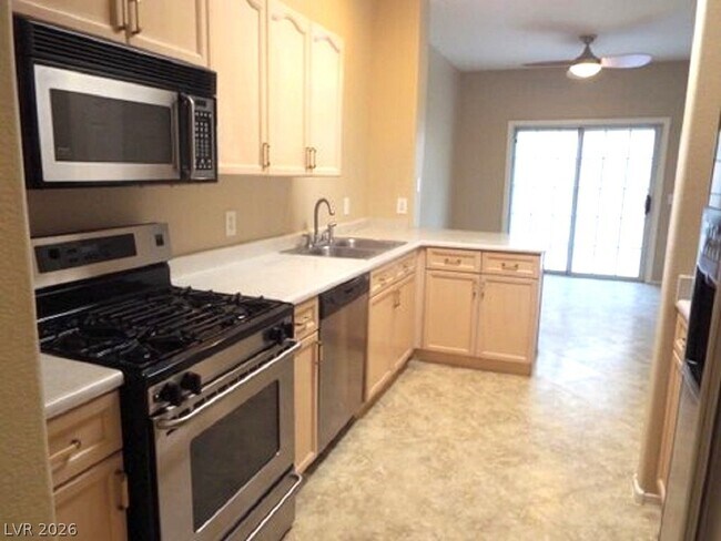 Building Photo - 9623 Gunsmith Dr