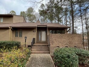 Building Photo - Charming 2BD, 2BA Durham Townhome South of Duke University