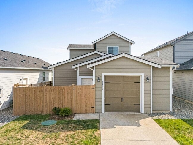 Building Photo - Modern Yelm Home Near JBLM | 3 Bed, 2.25 B...