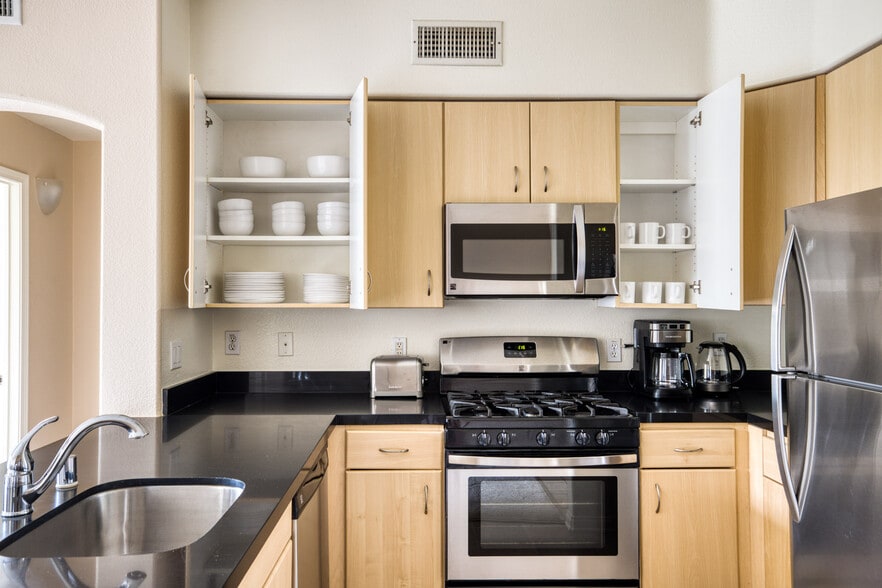 Building Photo - 8700 Pershing Dr