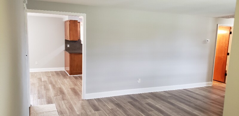 Building Photo - 6691 Gilette Dr