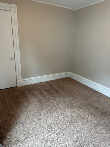 Building Photo - 1521 George St