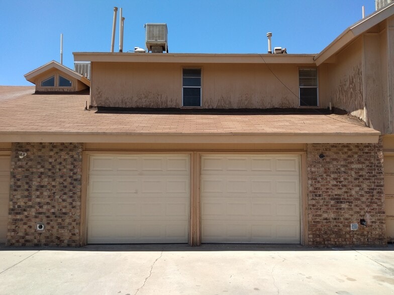 Building Photo - 3119 Voss Dr