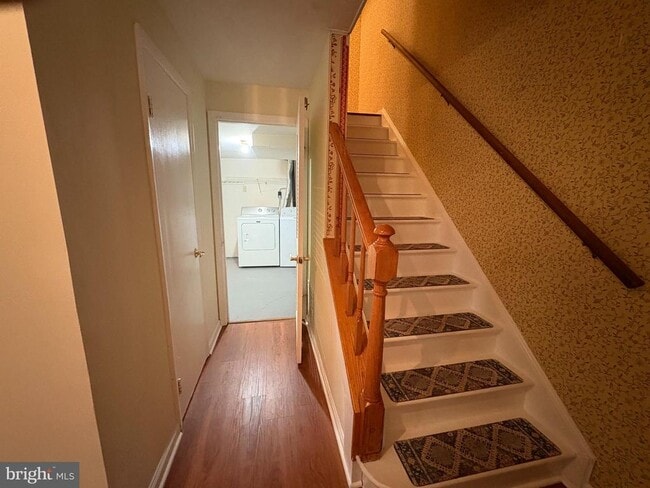 Building Photo - 4513 Squiredale Square