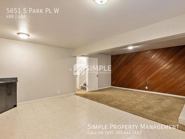 Building Photo - 5651 S Park Pl W
